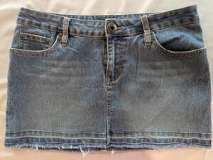 One Tuff Babe Skirt 9/10 (31"waist) Blue Denim Mini Raw Hem Embroidered Pockets